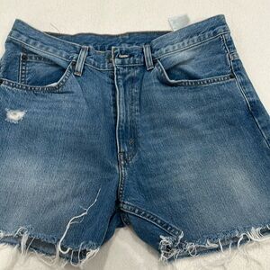 Levis Cut Off Shorts 31 Blue 517 shorts Light Wash Raw Hem